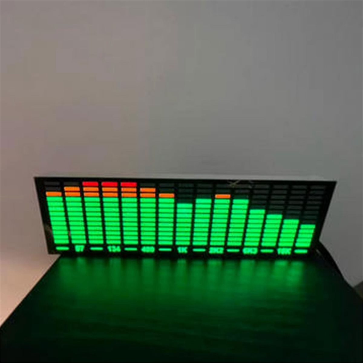 Audio With Music - 음악 스펙트럼 LED 픽업 음성 제어